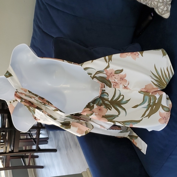 BEAUTIFUL SHEIN SUMMER ROMPER - Picture 4 of 6